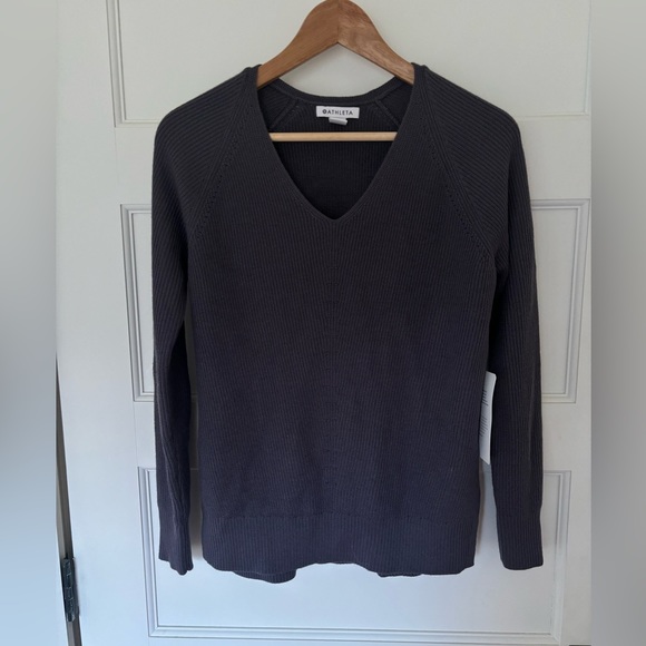 NWT Athleta Hanover Refined V-Neck Sweater - Picture 2 of 3